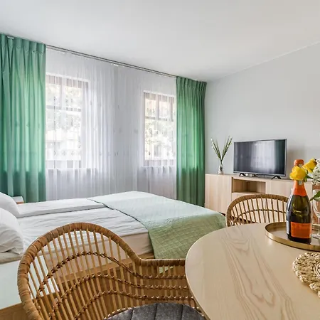 Apartment Imperial - Flora